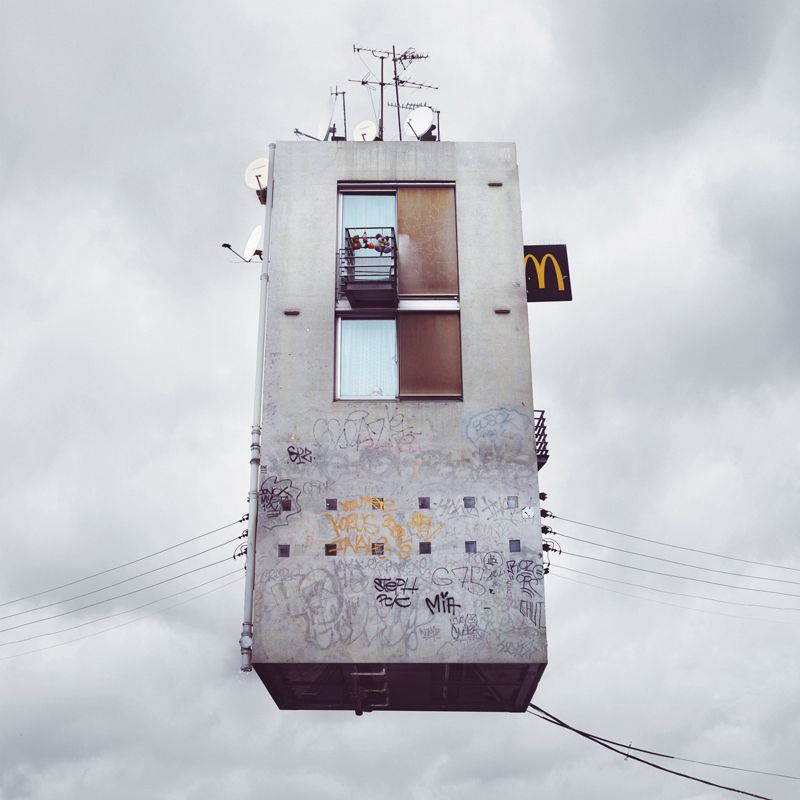 Flying Houses © Laurent Chéhère