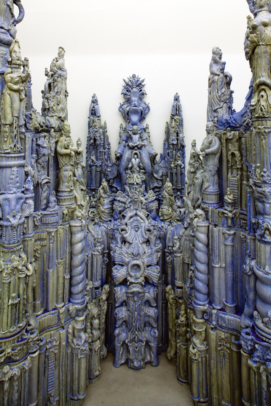 Elmar Trenkwalder WVZ 250 KH, 2012, (détail vertical), terre cuite émaillée, 470 x 600 x 360cm, coll. privée,
Autriche © DR WVZ 250 KH, 2012, (détail vertical), terre cuite émaillée, 470 x 600 x 360cm, coll. privée,
Autriche © DR