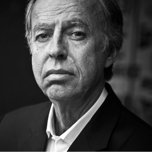 Journaliste, écrivain, Bernard Maris (qui signe Oncle Bernard dans Charlie Hebdo) est également économiste et membre du conseil général de la Banque de France.