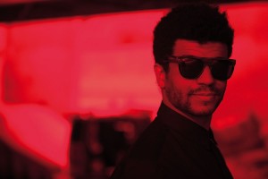 (c)new press shot