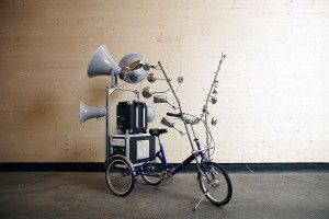 © Abraham Cruzvillegas