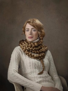 BRAIDS SCARF, 2011
Image made for VEA (flemish energy agency) to aware
people to isolate their homes instead of doing silly things.
Agency : Cojak
