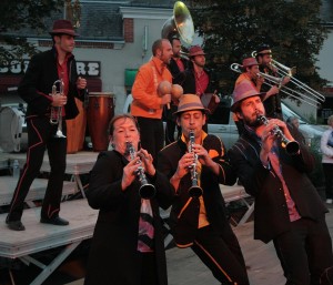 Belle Image Buya Fandango