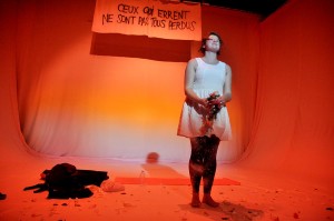 Performance FIRE OF EMOTIONS Pamina de Coulon  © Flavie Leleux