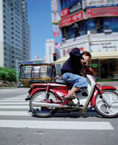 Renaissance - Séoul, Hero,1998 © Yeondoo Jung