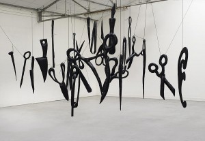 Annette Messager - Les spectres des couturières - 2014-15  ©Marc Domage