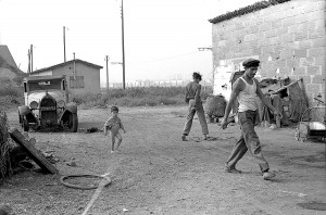 Gitans - Marseille - photographie argentique - 2015 - ©Agnès Varda