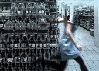 Regarde les Lumières mon Amour, Cie Les Fous à RéAction © Jeanne Roualet