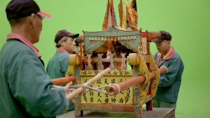 Chia-Wei Hsu
Ecriture divine
Installation vidéo, double écran, 9’45‘’, 2016
Production Le Fresnoy – Studio national des arts contemporains
© Chia-Wei Hsu
Powered by