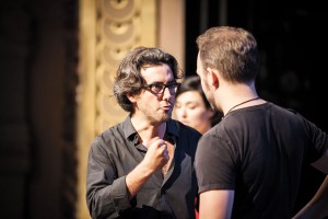 Jean Bellorini, Répétitions de La Cenerentola © Simon Gosselin