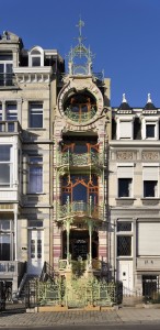 Gustave Strauven, maison Saint-Cyr, 11 square Ambiorix à Bruxelles, 1900-1903. (Art nouveau)