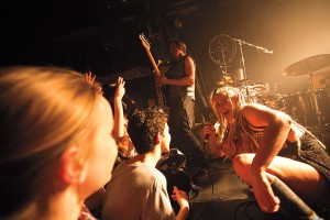 SKIP & DIE (c) Ludo Leleu