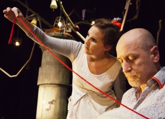 © Fabien Debrabandere