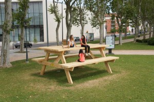 La table de pique-nique architecture, Centre d’art Pavillon blanc, Colomiers, 2013