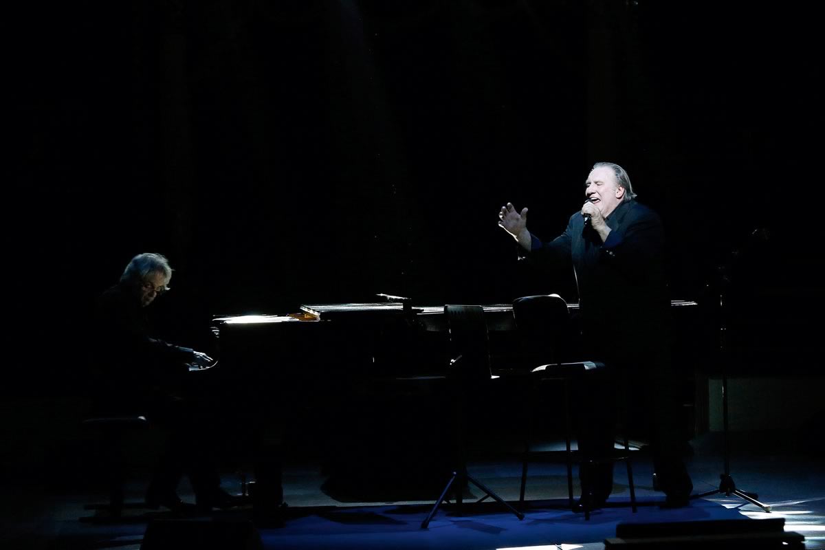 Gérard Depardieu chante Barbara