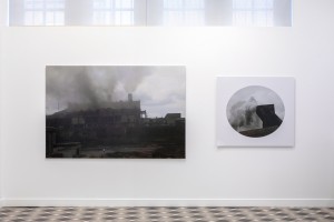 Vue partielle de l'exposition l'âme, un subtil moteur à explosion Boris Mikhaïlov © Mathieu Harel Vivier