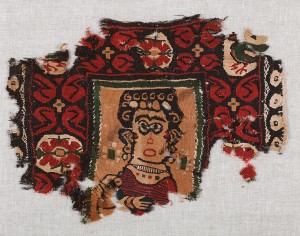 Fragment de tabula au buste allégorique de la Terre don Fill-Trevisiol-Coll Fondation-Roi-Baudouin