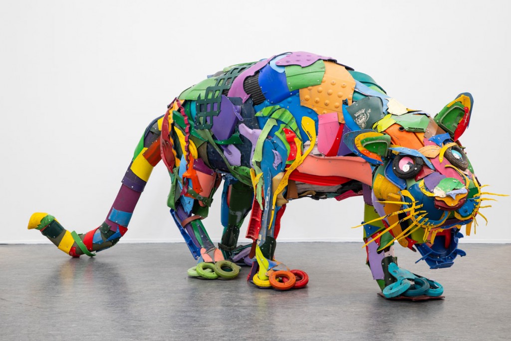 BORDALO II, Plastic Panther,-2018, 450x170X130cm, Assemblage-de-matières plastiques, Collection Particulière-© Fred-Collier Ville-de-Calais