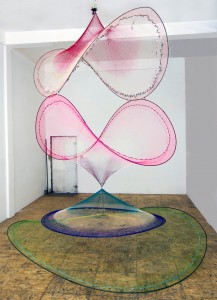 Carolina Caycedo
Curative Mouth, 2018
Hand dyed fishing nets, metal rod, steel chain, lead
weights, snap hooks, quick links, paracord
144 x 144 x 240 inches