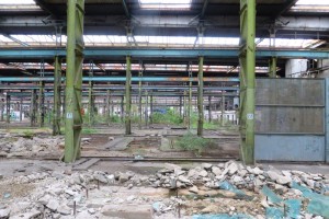 Dans une halle de Sket, Magdebourg, août 2015. Photo © Nicolas Offenstadt / Albin Michel