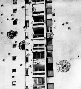 Maëlle DUFOUR, Les mondes inversés, 2017, collection de la Province de Hainaut. Photo_Ithier Held