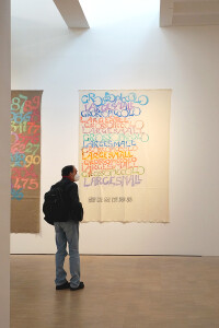 Vue d’exposition, Grosso-Piccolo et Canone Aureo 386, Giorgio Griffa © Photo Julien Damien