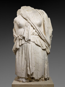 Statue de Rome, 1er-2e siècle apr.JC, Asie Mineure (Turquie actuelle), Musée du Louvre, département des Antiquités grecques, étrusques et romaines © Musée du Louvre, dist. RMN - Grand Palais / Thierry Ollivier