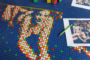 RUBIK ELECTRIC LADYLAND
(Making of), 2011
Crédit : Invader