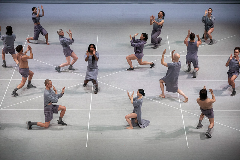 December Dance Any attempt will end… © Phile Deprez Any attempt will end… © Phile Deprez