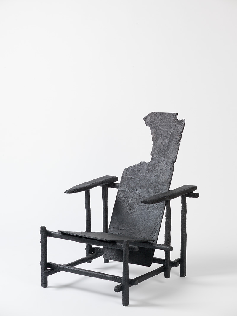 Au charbon ! Maarten Baas - Smoke' Red Blue chair – 2010
© Centraal Museum Utrecht / Adriaan van Dam Maarten Baas - Smoke' Red Blue chair – 2010
© Centraal Museum Utrecht / Adriaan van Dam
