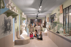 Nouveau parcours, Musée des beaux-arts, Calais, vue des salles © Photo Charles Delcourt