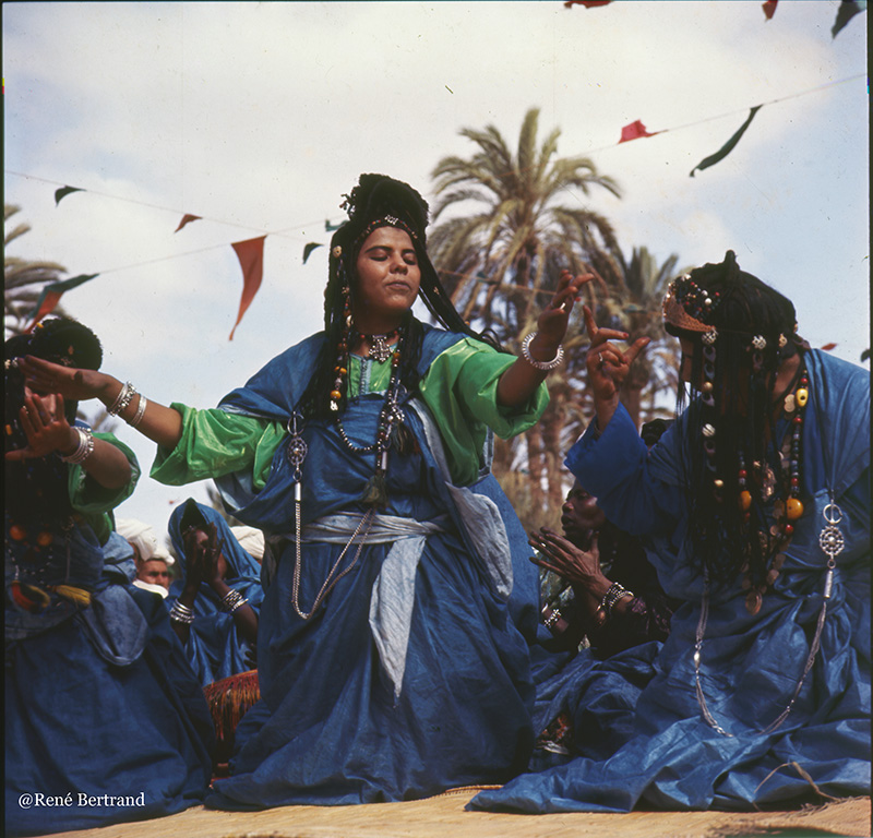Femmes du Sud du Maroc Espace Magh (c) Bertrand Vandeloise ©René Bertrand