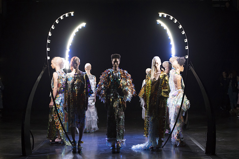 Yuima Nakazato. Collection Ignis, aer, aqua, terra, printemps-été 2017. Photographie de Shoji Fuji