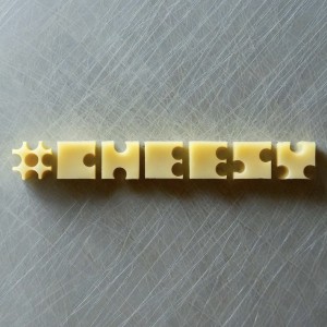 swiss-cheese-mono-police-ecriture-fromage-6