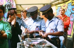 After à l’hôpital Saint-Louis, Paris, 1992 Photo Olivier Degorce Livre radio FG éditions La Table Ronde - 09920001 3