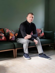Juraj Straka @ Ibride