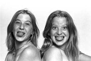 Sœurs, 1976 © Jim Britt
