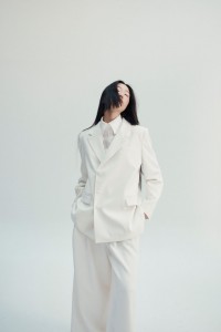 Alan Clerc
Costume
La Redoute - Hiver 2025
Photo : Mélanie Rodriguez