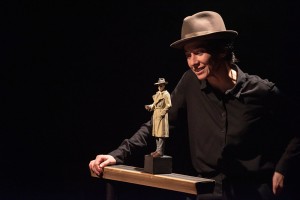 Crimes et Chatiments/Les Karyatides