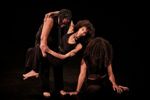 WHEN I SAW THE SEA 
Mise en scène et chorégraphie Ali Chahrour
Avec Tenei Ahmad, Zena Moussa, Rania Jamal
Et musique composée et interprétée par Lynn Adib, Abed Kobeissy 
Musique composition et interprétation Lynn Adib, Abed Kobeissy 
Interpretes Tenei Ahmad, Zena Moussa, Rania Jamal
Assistanat à la mise en scène et à la chorégraphie Chadi Aoun  
Direction technique et conception lumière Guillaume Tesson 
Scénographie Ali Chahrour, Guillaume Tesson