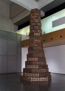 Liang Juhui, City, 2003. Vue de l’installation présentée à l’UCCA (Pékin) en 2023.
Photo : Sun Shi – UCCA Center for Contemporary Art. © Liang Juhui