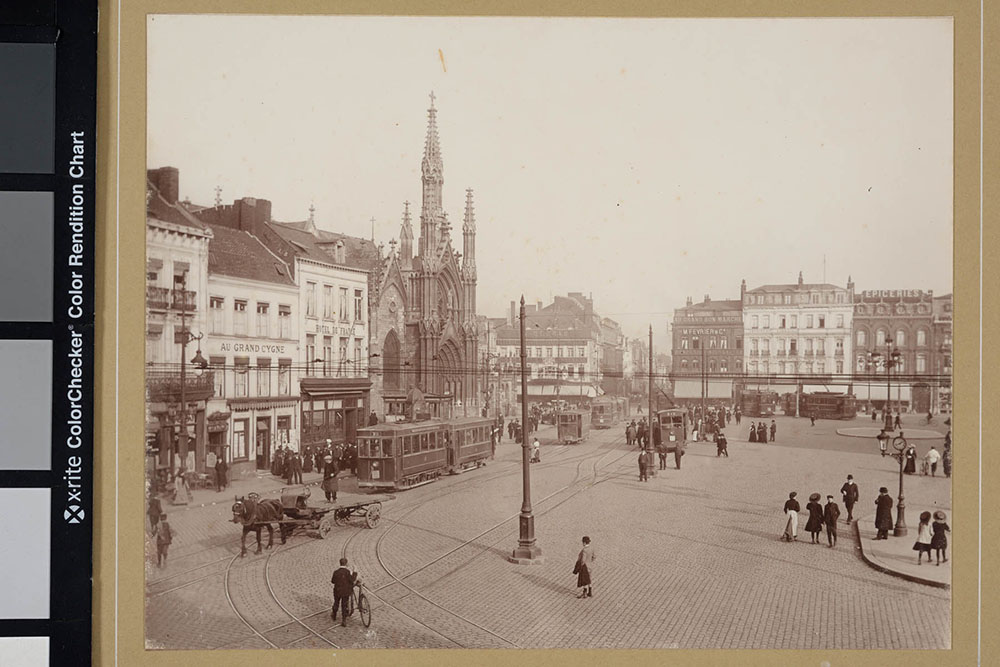 8.Cayez Grand place de Roubaix