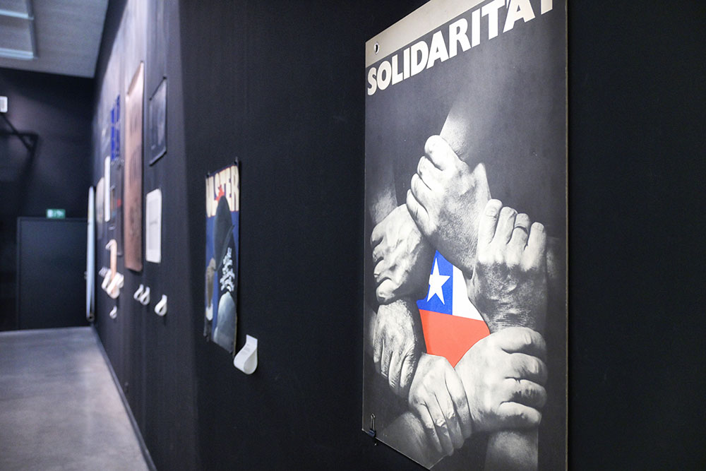 Affiche politique. 50 ans de Triennales