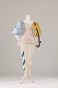 Marc Chagall	Costume pour un clown (Aleko Scène II)	1942	Costume en jersey de coton peint, gabardine de coton avec applications, blouse en taffeta de soie, ceinture en gabardine de coton et collants en jersey de coton avec applications		Collection particulière	Archives Marc et Ida Chagall/ ©SABAM 2026